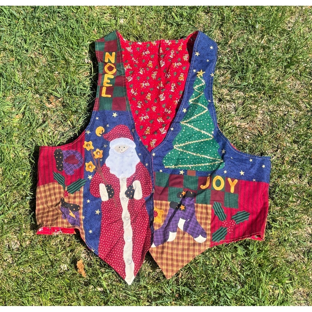 Vintage Handmade Christmas Patchwork Vest Santa Snowman Holiday Quilted One Size